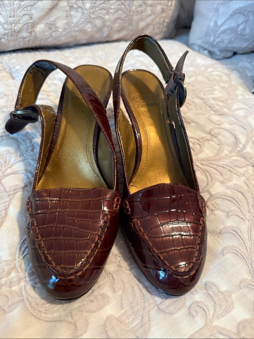 Women's Burgundy Croc-Embossed Slingback Mules
